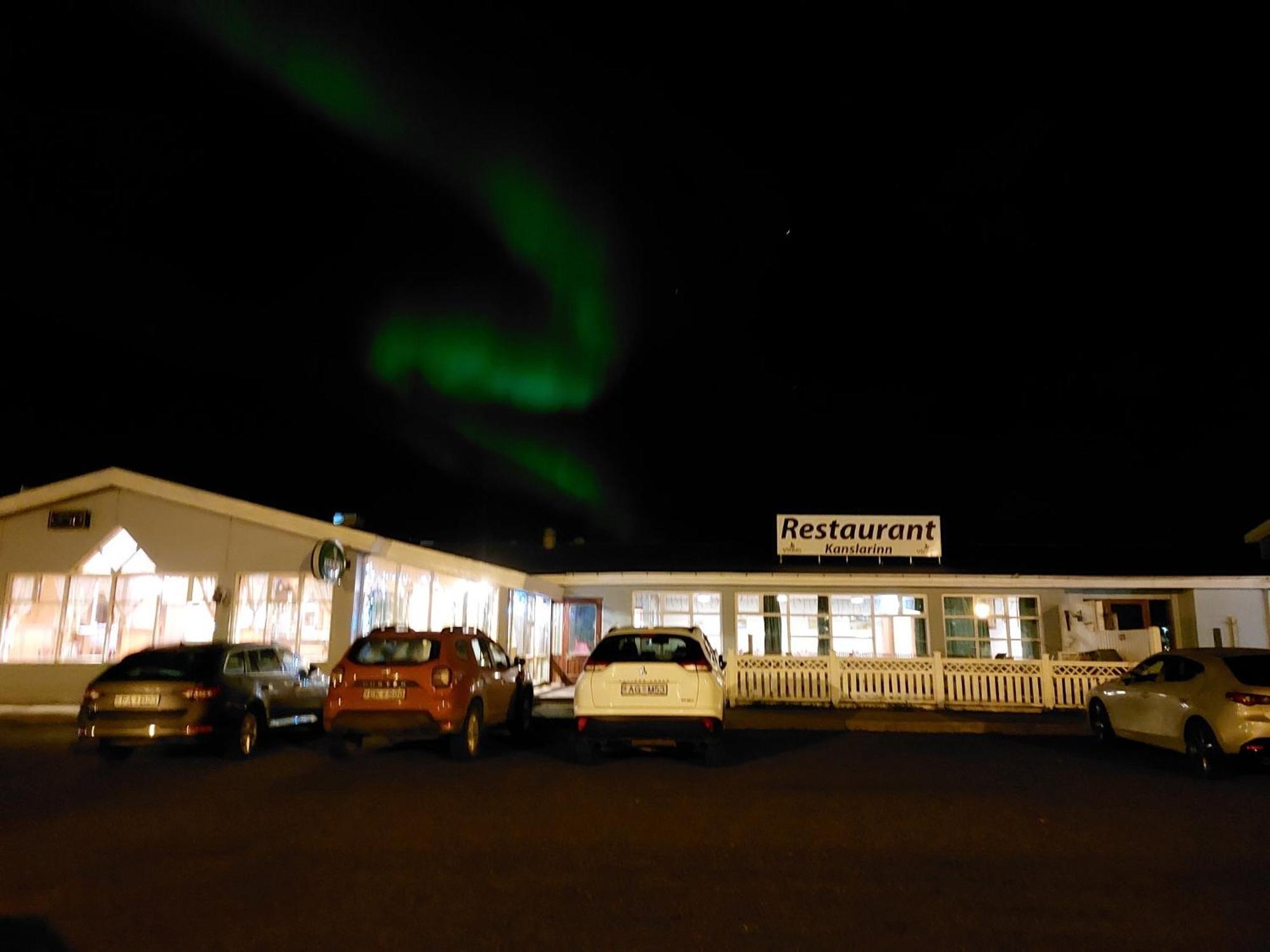 Kanslarinn Hostel Хелла Экстерьер фото