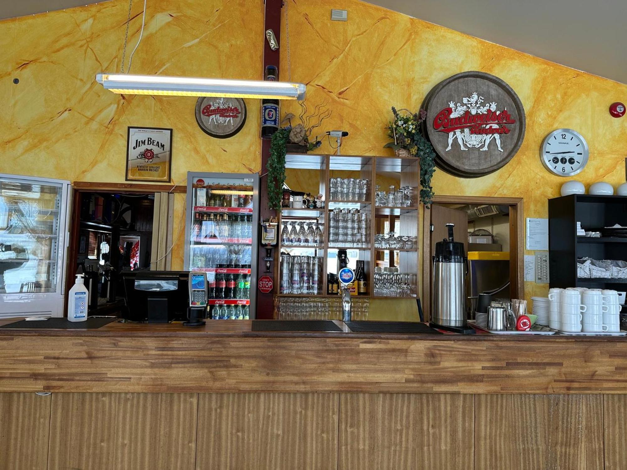 Kanslarinn Hostel Хелла Экстерьер фото